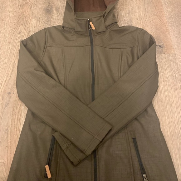 Jacket - Picture 4 of 6